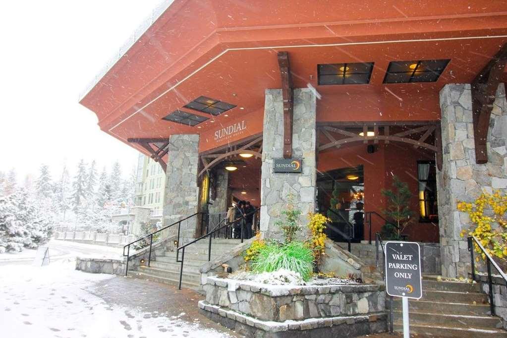 Sundial Hotel Whistler Eksteriør billede