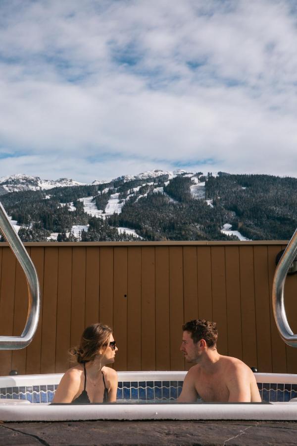 Sundial Hotel Whistler Eksteriør billede