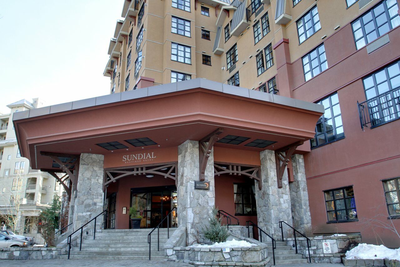 Sundial Hotel Whistler Eksteriør billede